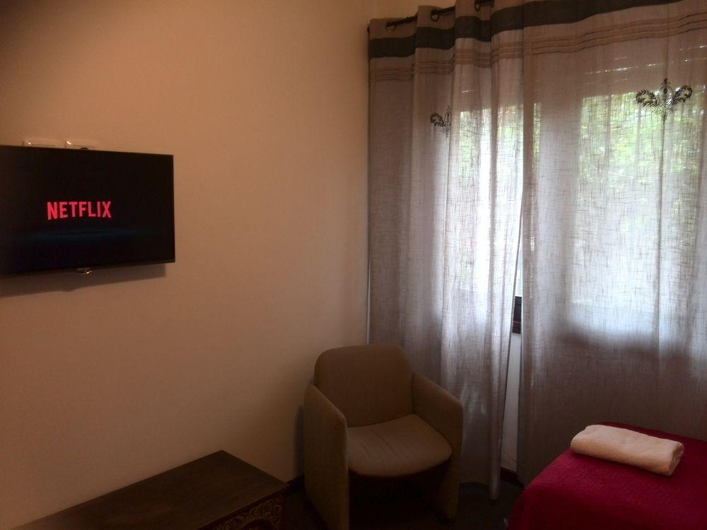 Susana Just Boutique Hotel Висенте-Лопес Экстерьер фото